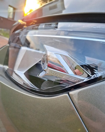 Peugeot 5008 cena 69900 przebieg: 185000, rok produkcji 2017 z Oleśnica małe 704